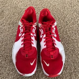 Size 14 Nike basketball shoe